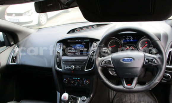 Acheter Occasion Voiture Ford Focus ST Gris à Ezulwini, Hhohho Acheter Occasion Voiture Ford Focus ST Gris à Ezulwini, Hhohho