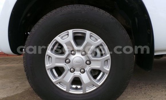 Buy Used Ford Ranger White Car in Ezulwini in Hhohho Buy Used Ford Ranger White Car in Ezulwini in Hhohho