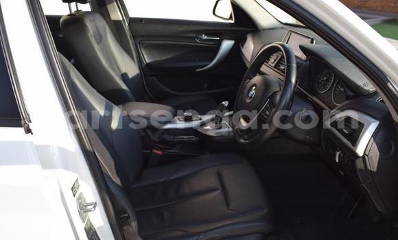 Nunua Ilio tumika BMW 1–Series White Gari ndani ya Ezulwini nchini Hhohho Nunua Ilio tumika BMW 1–Series White Gari ndani ya Ezulwini nchini Hhohho