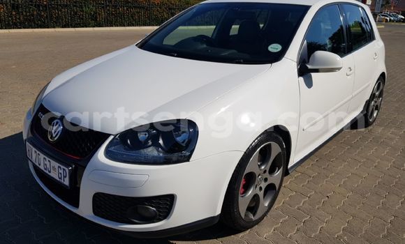 Buy Used Volkswagen Golf White Car in Ezulwini in Hhohho Buy Used Volkswagen Golf White Car in Ezulwini in Hhohho