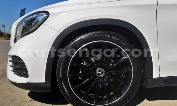 Acheter Occasion Voiture Mercedes‒Benz GLA-klasse Rouge à Mbabane, Manzini Acheter Occasion Voiture Mercedes‒Benz GLA-klasse Rouge à Mbabane, Manzini