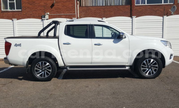 Acheter Occasion Voiture Nissan Navara Blanc à Ezulwini, Hhohho Acheter Occasion Voiture Nissan Navara Blanc à Ezulwini, Hhohho