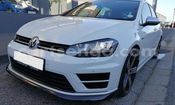 Buy Used Volkswagen Golf R White Car in Big Bend in Lubombo District Buy Used Volkswagen Golf R White Car in Big Bend in Lubombo District