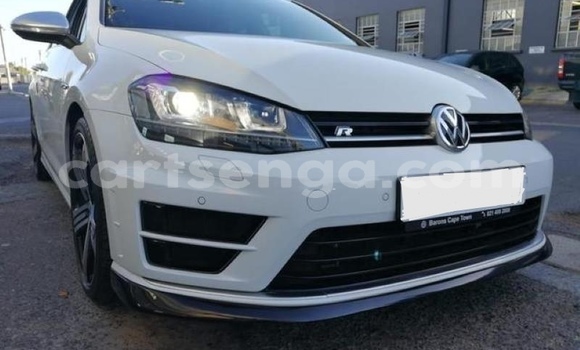 Buy Used Volkswagen Golf R White Car in Big Bend in Lubombo District Buy Used Volkswagen Golf R White Car in Big Bend in Lubombo District
