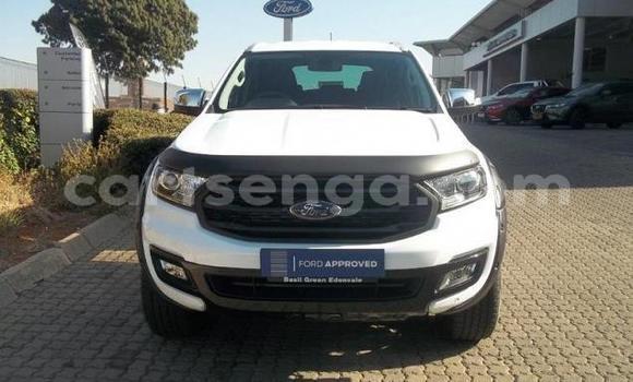 Acheter Occasion Voiture Ford Everest Blanc à Mbabane, Manzini Acheter Occasion Voiture Ford Everest Blanc à Mbabane, Manzini