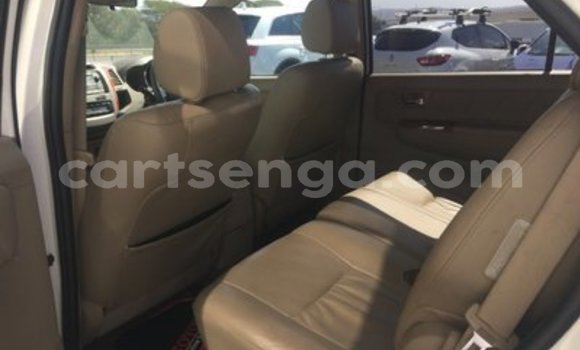 Acheter Occasion Voiture Toyota Fortuner Blanc à Mbabane, Manzini Acheter Occasion Voiture Toyota Fortuner Blanc à Mbabane, Manzini