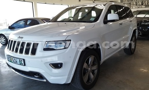 Acheter Occasion Voiture Jeep Grand Cherokee Blanc à Bhunya, Manzini Acheter Occasion Voiture Jeep Grand Cherokee Blanc à Bhunya, Manzini