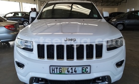 Acheter Occasion Voiture Jeep Grand Cherokee Blanc à Bhunya, Manzini Acheter Occasion Voiture Jeep Grand Cherokee Blanc à Bhunya, Manzini