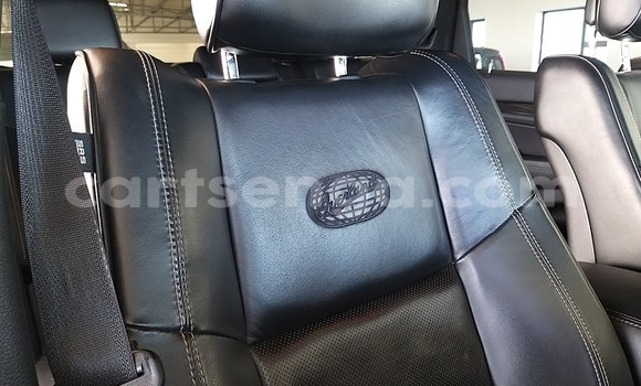 Acheter Occasion Voiture Jeep Grand Cherokee Blanc à Bhunya, Manzini Acheter Occasion Voiture Jeep Grand Cherokee Blanc à Bhunya, Manzini