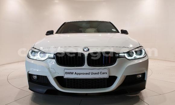 Nunua Ilio tumika BMW 3–Series White Gari ndani ya Manzini nchini Manzini Nunua Ilio tumika BMW 3–Series White Gari ndani ya Manzini nchini Manzini