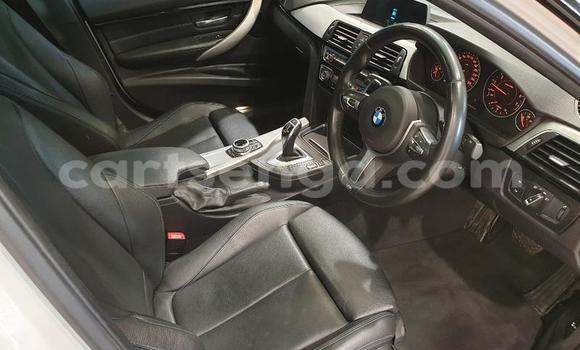 Nunua Ilio tumika BMW 3–Series White Gari ndani ya Manzini nchini Manzini Nunua Ilio tumika BMW 3–Series White Gari ndani ya Manzini nchini Manzini