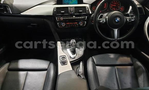 Nunua Ilio tumika BMW 3–Series White Gari ndani ya Manzini nchini Manzini Nunua Ilio tumika BMW 3–Series White Gari ndani ya Manzini nchini Manzini