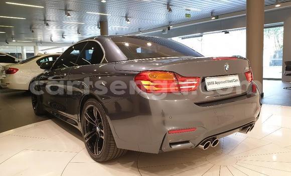 Nunua Ilio tumika BMW M4 Black Gari ndani ya Manzini nchini Manzini Nunua Ilio tumika BMW M4 Black Gari ndani ya Manzini nchini Manzini