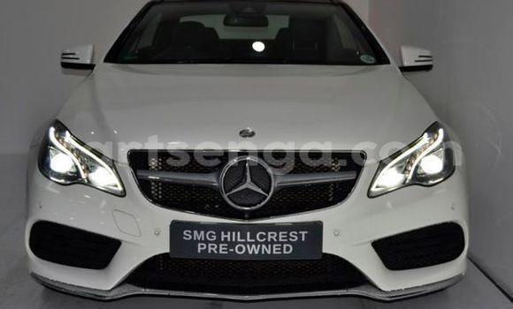Buy Used Mercedes‒Benz E–Class White Car in Big Bend in Lubombo Buy Used Mercedes‒Benz E–Class White Car in Big Bend in Lubombo