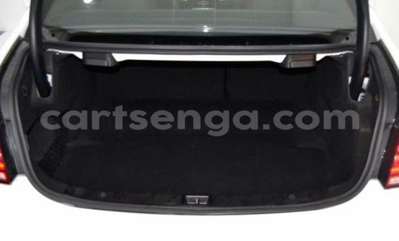 Buy Used Mercedes‒Benz E–Class White Car in Big Bend in Lubombo Buy Used Mercedes‒Benz E–Class White Car in Big Bend in Lubombo