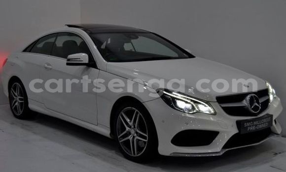 Buy Used Mercedes‒Benz E–Class White Car in Big Bend in Lubombo Buy Used Mercedes‒Benz E–Class White Car in Big Bend in Lubombo