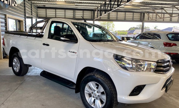 Nunua Ilio tumika Toyota Hilux White Gari ndani ya Big Bend nchini Lubombo Nunua Ilio tumika Toyota Hilux White Gari ndani ya Big Bend nchini Lubombo