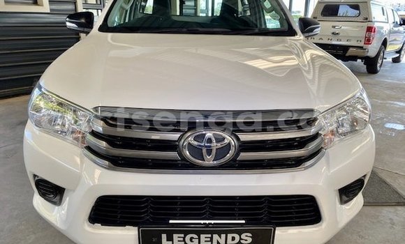 Nunua Ilio tumika Toyota Hilux White Gari ndani ya Big Bend nchini Lubombo Nunua Ilio tumika Toyota Hilux White Gari ndani ya Big Bend nchini Lubombo