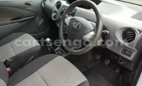 Buy Used Toyota Yaris Silver Car in Ezulwini in Hhohho Buy Used Toyota Yaris Silver Car in Ezulwini in Hhohho