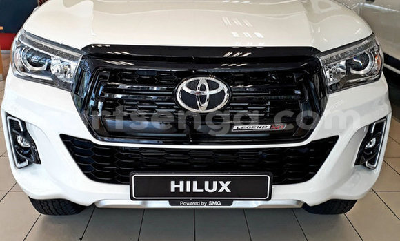 Nunua Ilio tumika Toyota Hilux White Gari ndani ya Bulembu nchini Hhohho Nunua Ilio tumika Toyota Hilux White Gari ndani ya Bulembu nchini Hhohho