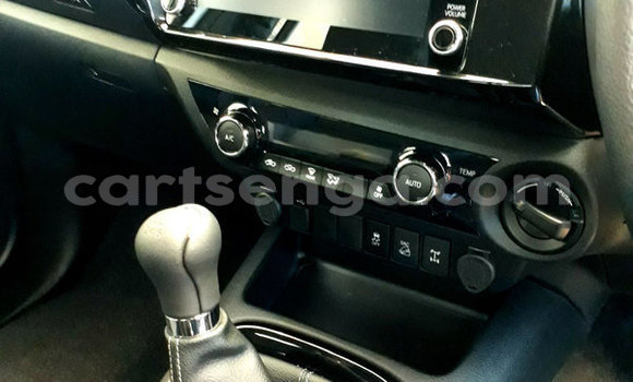 Nunua Ilio tumika Toyota Hilux White Gari ndani ya Bulembu nchini Hhohho Nunua Ilio tumika Toyota Hilux White Gari ndani ya Bulembu nchini Hhohho