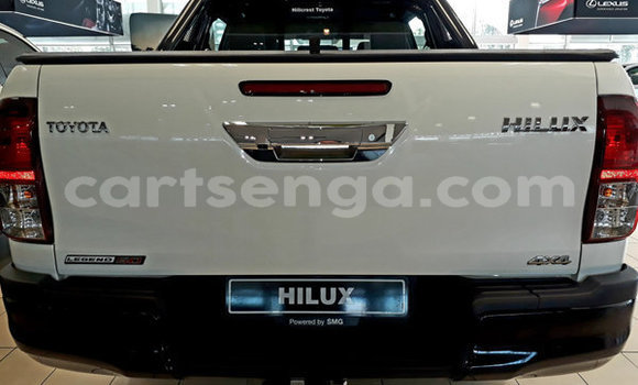 Nunua Ilio tumika Toyota Hilux White Gari ndani ya Bulembu nchini Hhohho Nunua Ilio tumika Toyota Hilux White Gari ndani ya Bulembu nchini Hhohho
