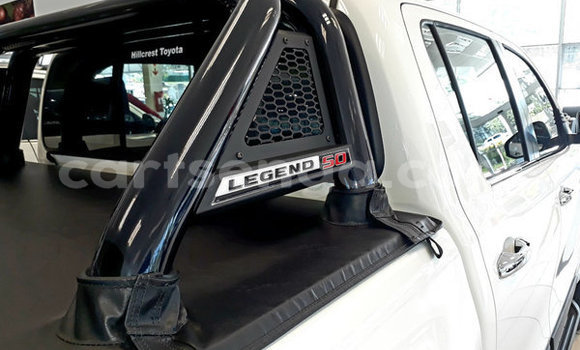 Nunua Ilio tumika Toyota Hilux White Gari ndani ya Bulembu nchini Hhohho Nunua Ilio tumika Toyota Hilux White Gari ndani ya Bulembu nchini Hhohho