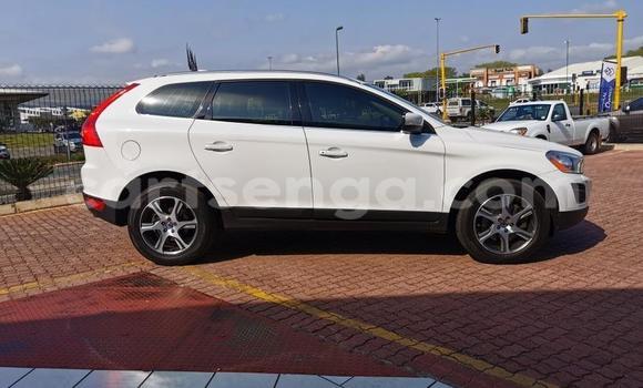 Acheter Occasion Voiture Volvo XC60 Blanc à Big Bend, Lubombo District Acheter Occasion Voiture Volvo XC60 Blanc à Big Bend, Lubombo District