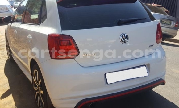 Acheter Occasion Voiture Volkswagen Polo Blanc à Big Bend, Lubombo District Acheter Occasion Voiture Volkswagen Polo Blanc à Big Bend, Lubombo District