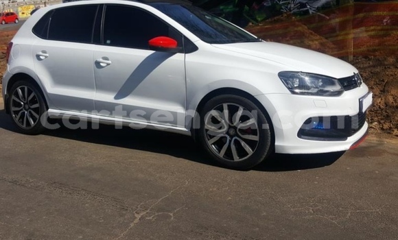 Acheter Occasion Voiture Volkswagen Polo Blanc à Big Bend, Lubombo District Acheter Occasion Voiture Volkswagen Polo Blanc à Big Bend, Lubombo District