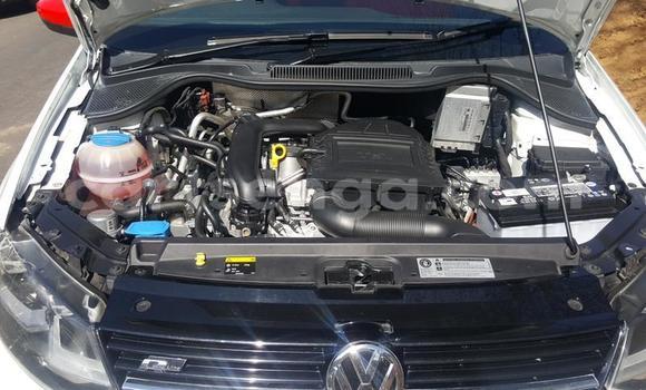 Acheter Occasion Voiture Volkswagen Polo Blanc à Big Bend, Lubombo District Acheter Occasion Voiture Volkswagen Polo Blanc à Big Bend, Lubombo District