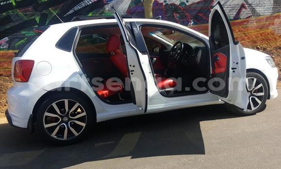 Acheter Occasion Voiture Volkswagen Polo Blanc à Big Bend, Lubombo District Acheter Occasion Voiture Volkswagen Polo Blanc à Big Bend, Lubombo District