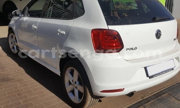 Acheter Occasion Voiture Volkswagen Polo Blanc à Big Bend, Lubombo District Acheter Occasion Voiture Volkswagen Polo Blanc à Big Bend, Lubombo District