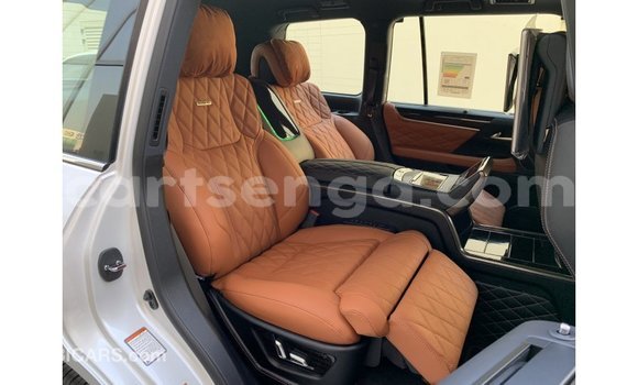 Buy Import Lexus LX White Car in Import - Dubai in Hhohho Buy Import Lexus LX White Car in Import - Dubai in Hhohho