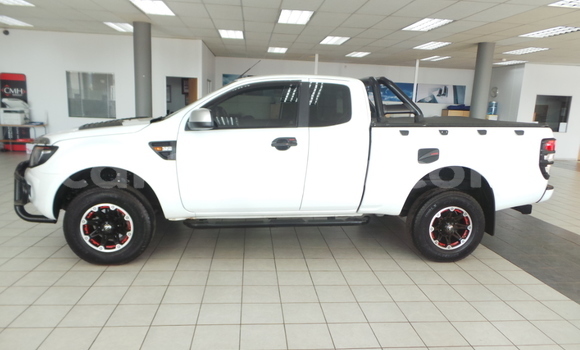 Buy Used Ford Ranger White Car in Ezulwini in Hhohho Buy Used Ford Ranger White Car in Ezulwini in Hhohho