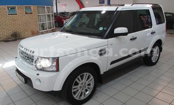 Buy Used Land Rover Discovery White Car in Mbabane in Manzini Buy Used Land Rover Discovery White Car in Mbabane in Manzini