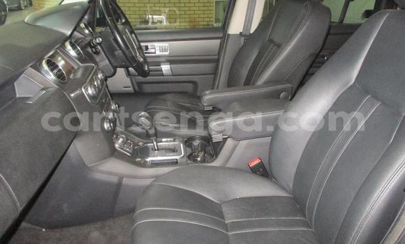 Buy Used Land Rover Discovery White Car in Mbabane in Manzini Buy Used Land Rover Discovery White Car in Mbabane in Manzini