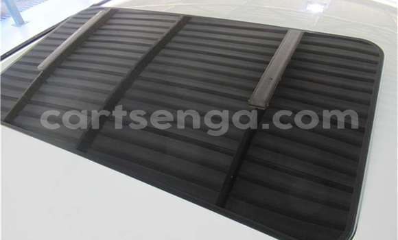 Acheter Occasion Voiture Mercedes‒Benz E-klasse Blanc à Bulembu, Hhohho Acheter Occasion Voiture Mercedes‒Benz E-klasse Blanc à Bulembu, Hhohho