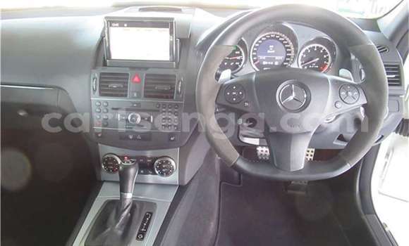 Acheter Occasion Voiture Mercedes‒Benz E-klasse Blanc à Bulembu, Hhohho Acheter Occasion Voiture Mercedes‒Benz E-klasse Blanc à Bulembu, Hhohho