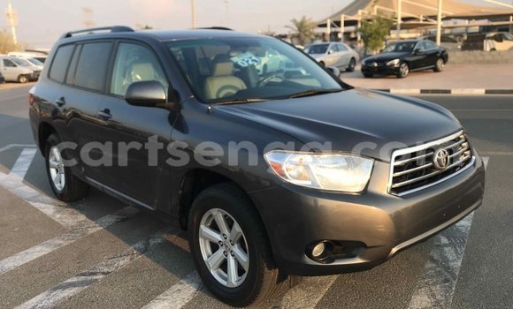 Buy Import Toyota Highlander Other Car in Import - Dubai in Hhohho Buy Import Toyota Highlander Other Car in Import - Dubai in Hhohho