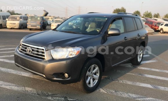 Buy Import Toyota Highlander Other Car in Import - Dubai in Hhohho Buy Import Toyota Highlander Other Car in Import - Dubai in Hhohho