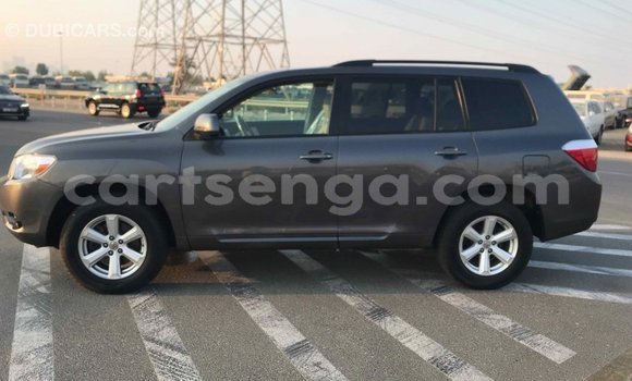 Buy Import Toyota Highlander Other Car in Import - Dubai in Hhohho Buy Import Toyota Highlander Other Car in Import - Dubai in Hhohho
