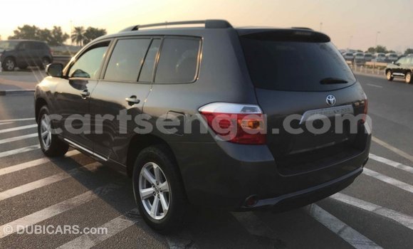 Buy Import Toyota Highlander Other Car in Import - Dubai in Hhohho Buy Import Toyota Highlander Other Car in Import - Dubai in Hhohho