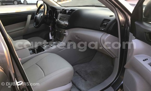 Buy Import Toyota Highlander Other Car in Import - Dubai in Hhohho Buy Import Toyota Highlander Other Car in Import - Dubai in Hhohho