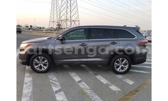 Buy Import Toyota Highlander Other Car in Import - Dubai in Hhohho Buy Import Toyota Highlander Other Car in Import - Dubai in Hhohho