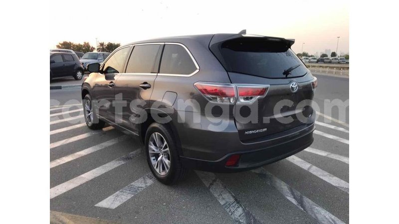 Big with watermark toyota highlander hhohho import dubai 10554