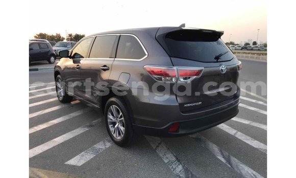 Buy Import Toyota Highlander Other Car in Import - Dubai in Hhohho Buy Import Toyota Highlander Other Car in Import - Dubai in Hhohho