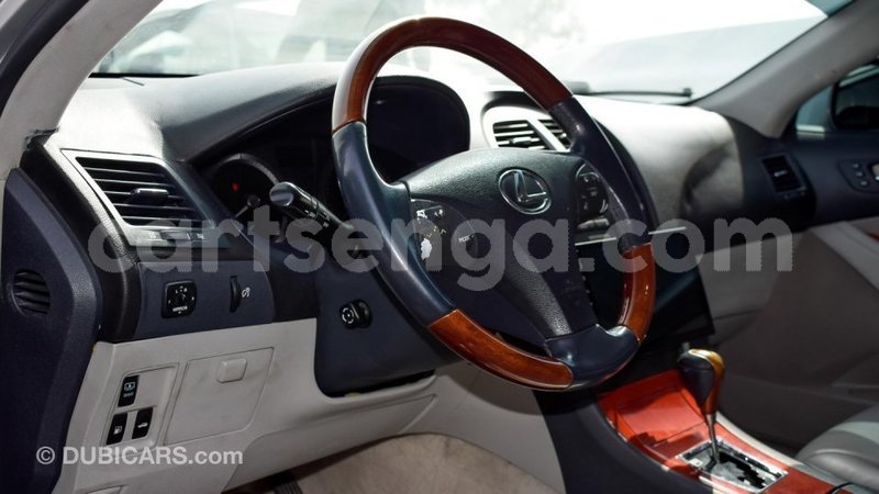 Big with watermark lexus es hhohho import dubai 10562