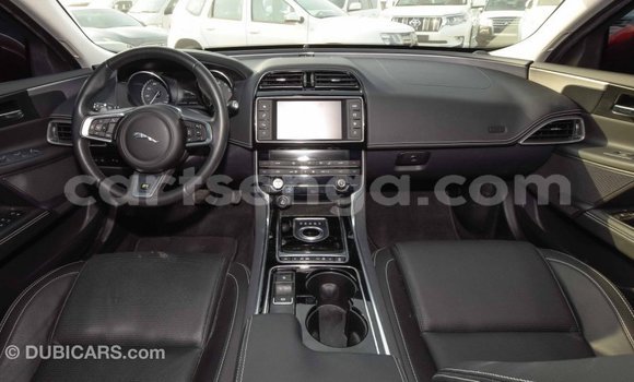Acheter Import Voiture Jaguar XE Rouge à Import - Dubai, Hhohho Acheter Import Voiture Jaguar XE Rouge à Import - Dubai, Hhohho