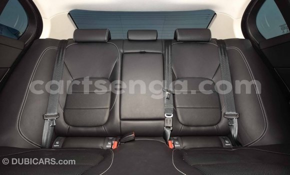 Acheter Import Voiture Jaguar XE Rouge à Import - Dubai, Hhohho Acheter Import Voiture Jaguar XE Rouge à Import - Dubai, Hhohho